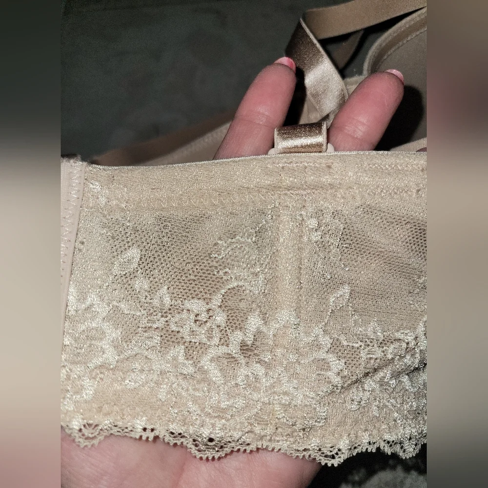 Torrid Multi-Way Bra 5 Ways To Wear Sz 40DD Nude‎ New With Tags